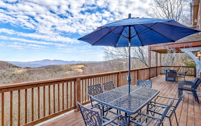 Mountain Ridge views from 3 States! Game Room!