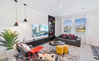 1043 Plantation Lane