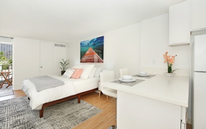 Oahu Tradewinds Plaza 601 5