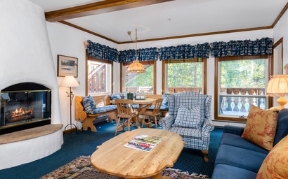 Featured Property Mountain View Studio with Kitchen