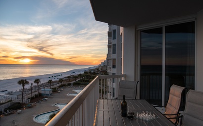Silver Beach Towers E502 4