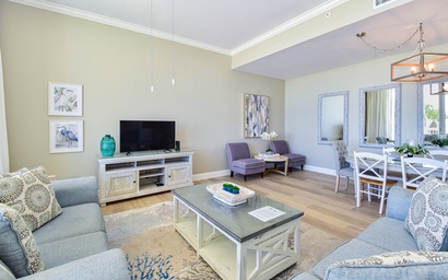 Silver Beach Towers W202 6