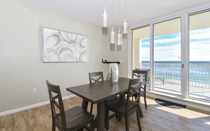 Silver Beach Towers W704 8