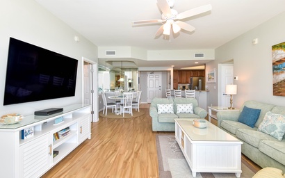 Silver Beach Towers W1102 4