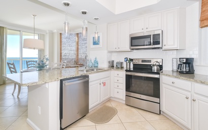 Silver Beach Towers E1406 8