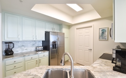 Silver Beach Towers W902 8