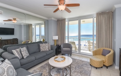 Silver Beach Towers W402