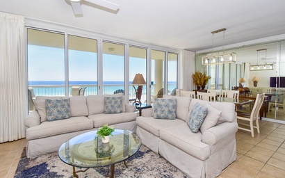 Featured Property Silver Beach Towers W403