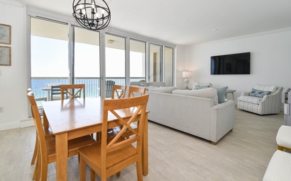 Silver Beach Towers W1404 7