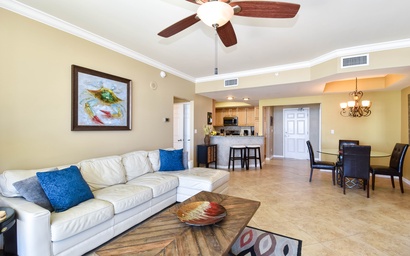 Silver Beach Towers E305