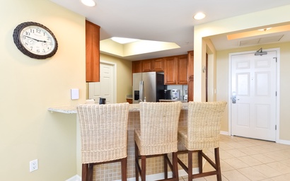 Silver Beach Towers W505 7