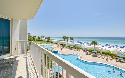 Silver Beach Towers W302 6