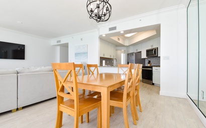 Silver Beach Towers W1404 6