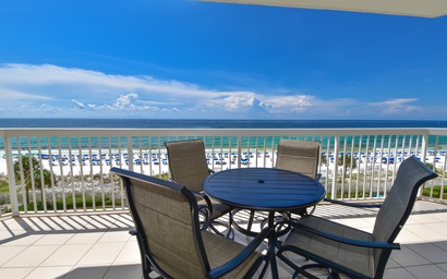 Silver Beach Towers E505 2