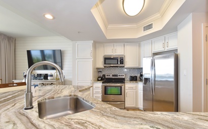 Silver Beach Towers E303 8