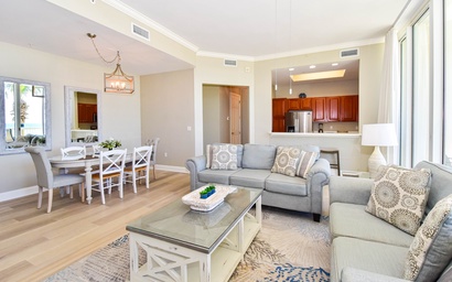 Silver Beach Towers W202 4