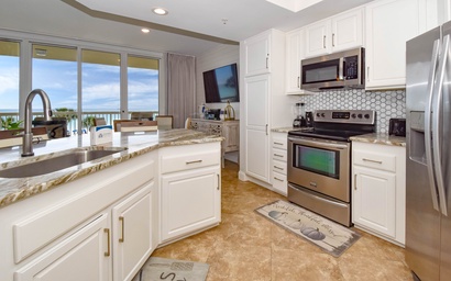 Silver Beach Towers E303 7
