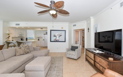 Silver Beach Towers E1006 6