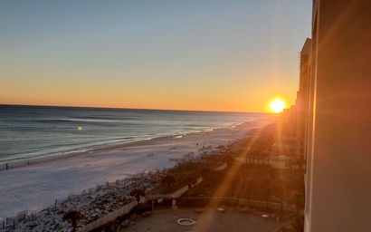 Silver Beach Towers E705 3