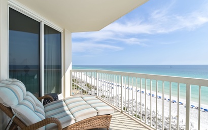 Silver Beach Towers W905 6