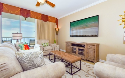 Silver Beach Towers E704 4