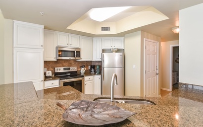 Silver Beach Towers E403 8