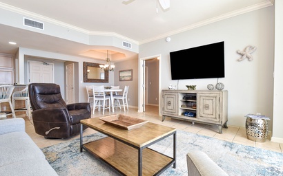 Silver Beach Towers E505 5