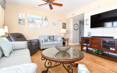 Silver Beach Towers W504 8