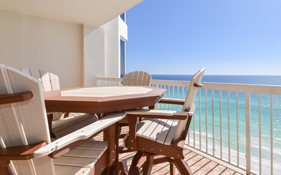 Silver Beach Towers W1703 2