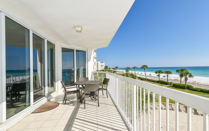 Silver Beach Towers E305 4