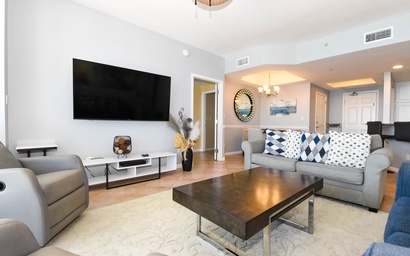 Silver Beach Towers E802 5