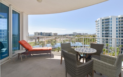 The Palms of Destin 1715 10