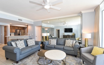 Silver Beach Towers W402 5