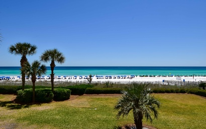 Silver Beach Towers W206 2