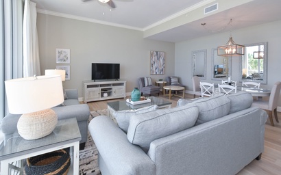 Silver Beach Towers W202 3