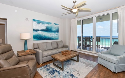 Silver Beach Towers E602