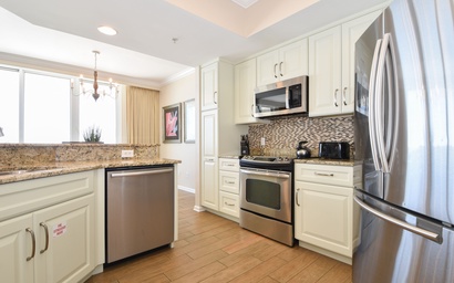 Silver Beach Towers E1103 8