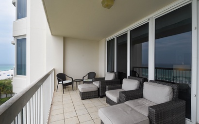 Silver Beach Towers W504 5