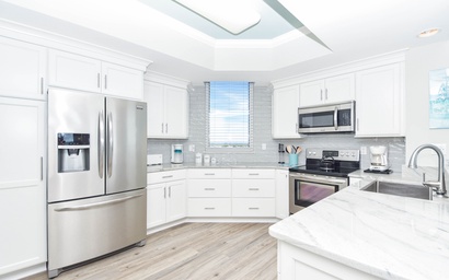 Silver Beach Towers W1201 2