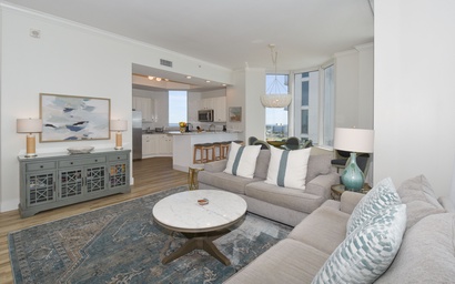 Silver Beach Towers W1801 4