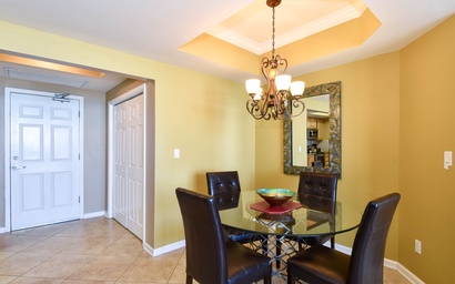 Silver Beach Towers E305 8