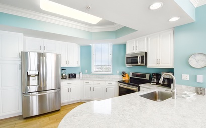 Silver Beach Towers W501 2