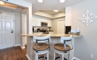 Silver Beach Towers E602 8