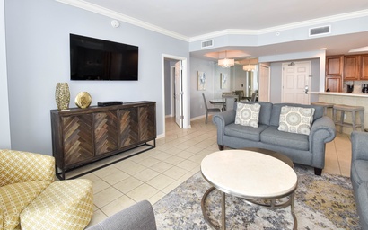 Silver Beach Towers W402 6