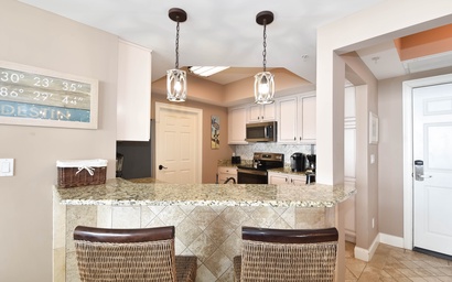 Silver Beach Towers E1005 8