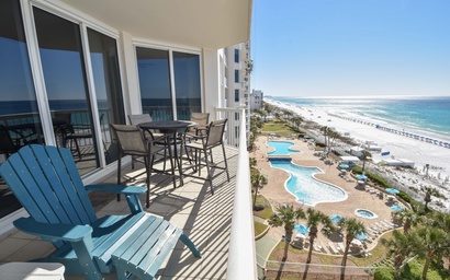 Silver Beach Towers W705 6