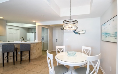 Silver Beach Towers W1205 6