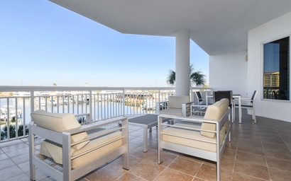 Harbor Landing 203A 2