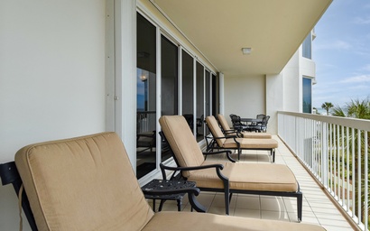 Silver Beach Towers E303 2