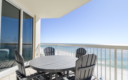 Silver Beach Towers W1002 6